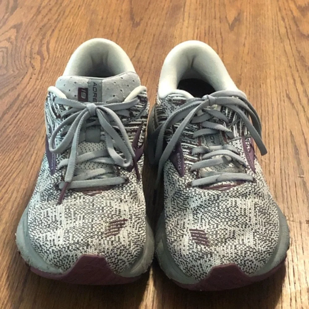 Brooks Adrenaline 19 Wolf Gray Men’s 11 EUC